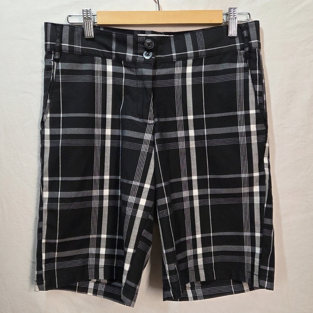 Golf Shorts Size 6 Black And White Plaid Quagmire Golf Double Button Zip Closure